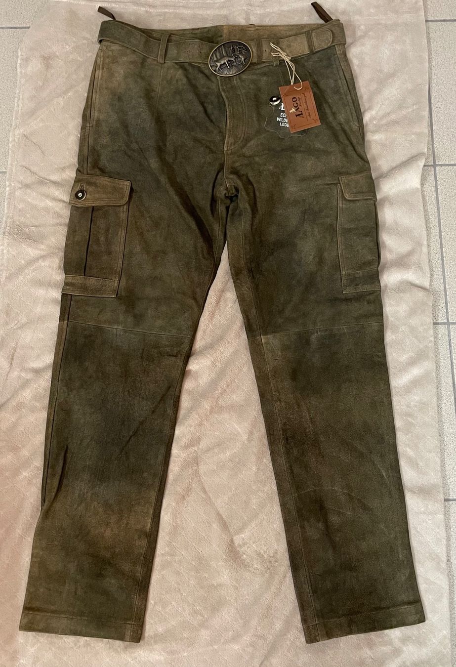 Pantaloni: Wildlederhose Grösse 54 / Neu / Originalverpackt – Nuovo e nell'imballaggio originale da Bremgarten AG venduto da Schussi