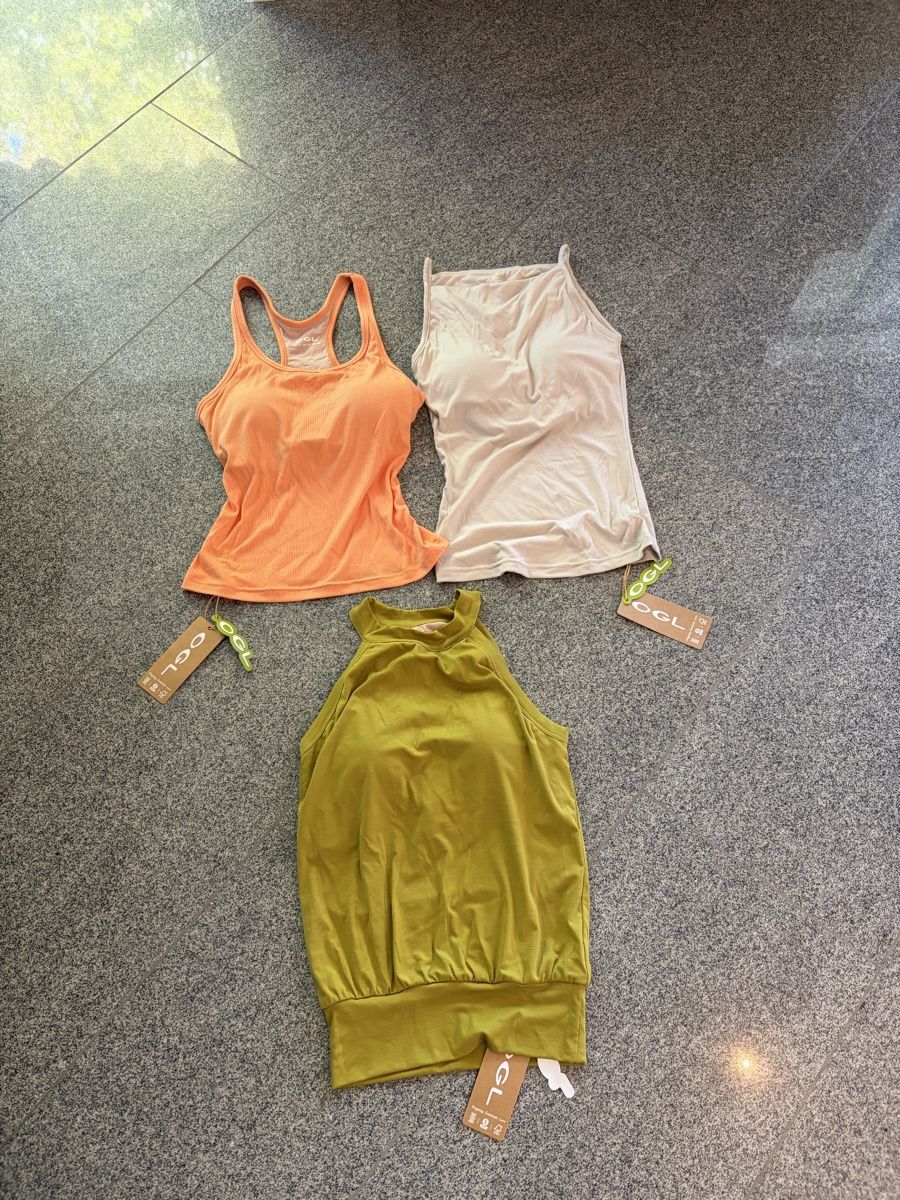 Tops: 3 Tops von OGL neu, Grösse XS – Neuf avec emballage d'origine à Basel par Peonia2010