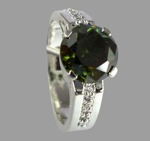 Bague en argent 925 Diamant vert 2 ct.