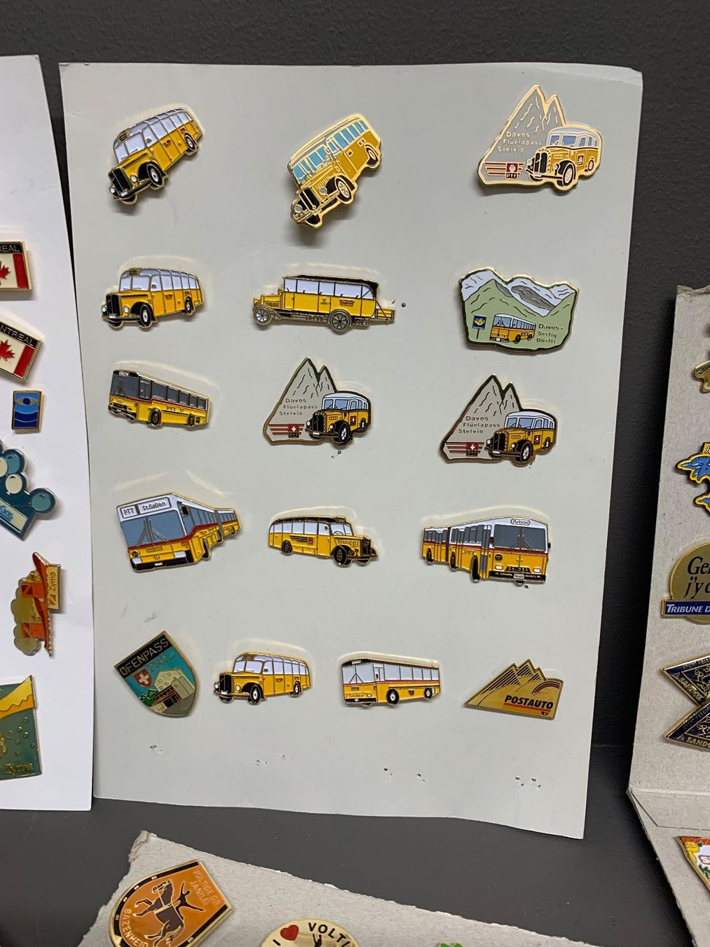 Plaketten & Abzeichen: Lot von Div Pins Sammlung – Gebraucht aus Zürich von boa_5yps 2
