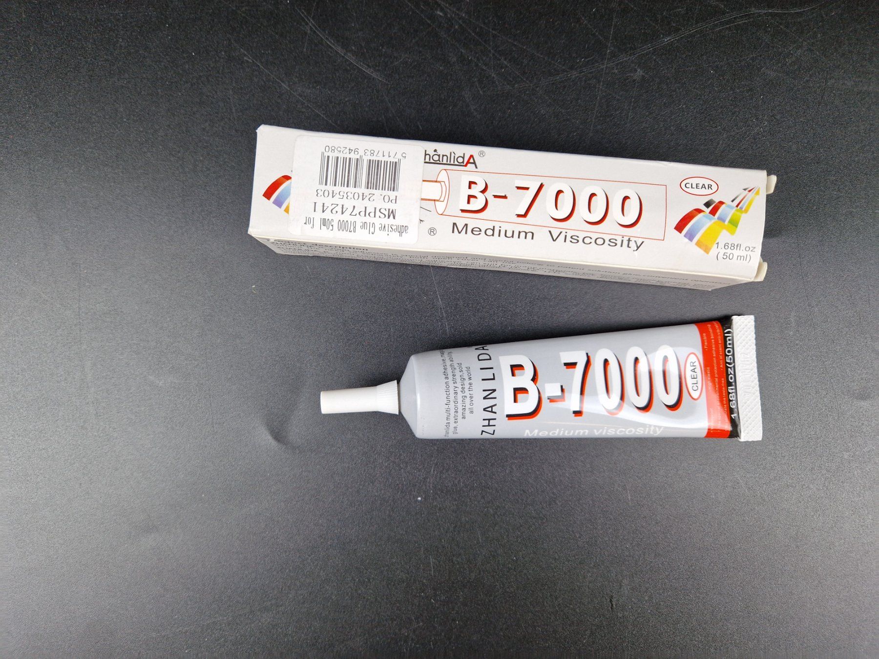 Tous les outils: Reparaturkleber B-7000 – Neuf (Voir description) à Muhen par Restwert_Muhen