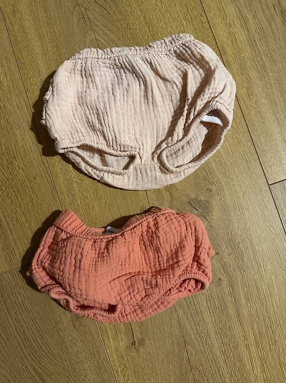 Ensembles coordonnés: Habits bébé fille  – D'occasion à Vouvry par Emilie19