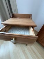 Table de nuit en bois 