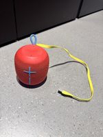 Ultimate Ears Wonderboom rot Bluetooth Lautsprecher guter Zu