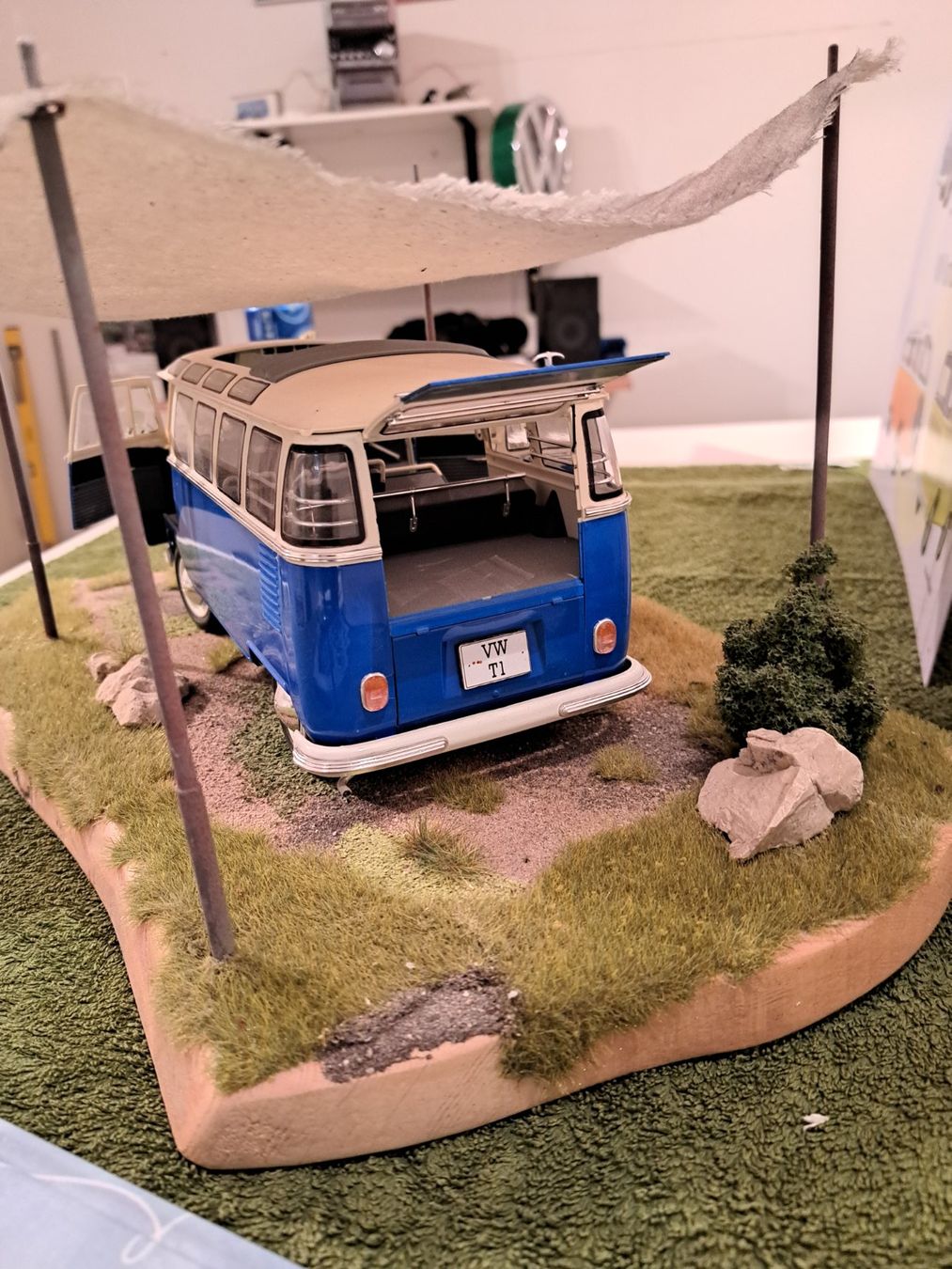 Volkswagen Modellini d'auto: VW-Bulli Ecke! – Usato da Liestal venduto da leroy09 2