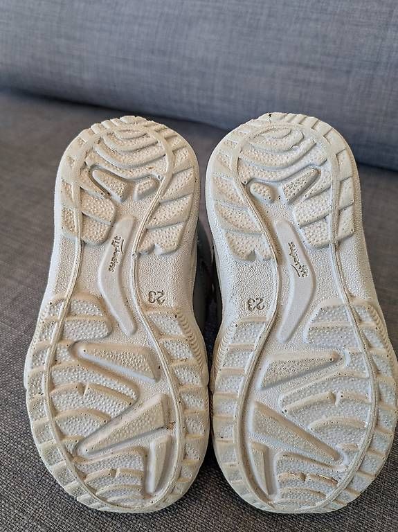 Scarpe per ragazzi: Superfit Winterschuhe Grösse 23 Weit – Usato da Stäfa venduto da FloStauf 1