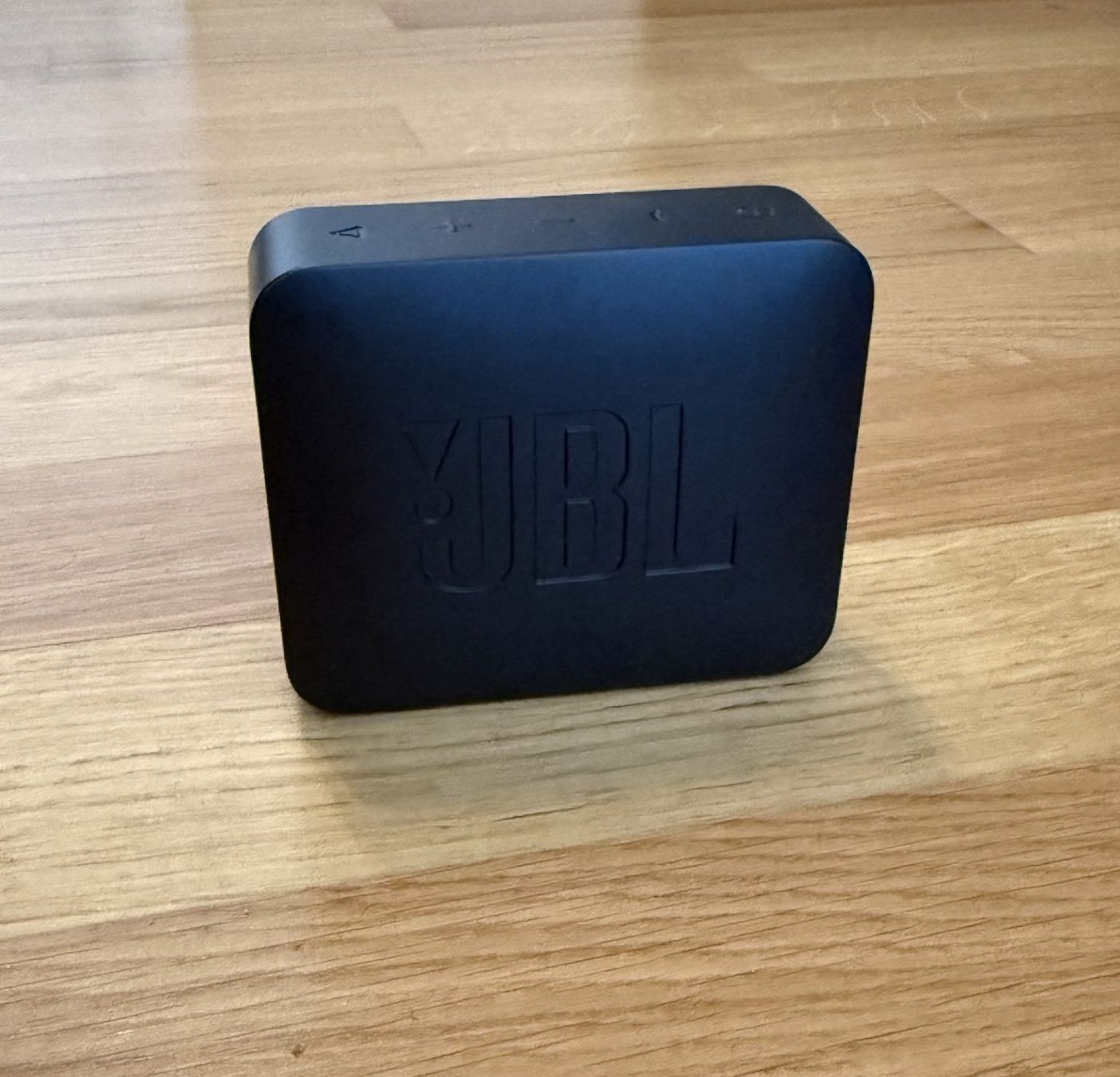 JBL Lautsprecher: JBL Go Essential - Bluetooth Lautsprecher – Gebraucht aus Bülach von Murmy 3