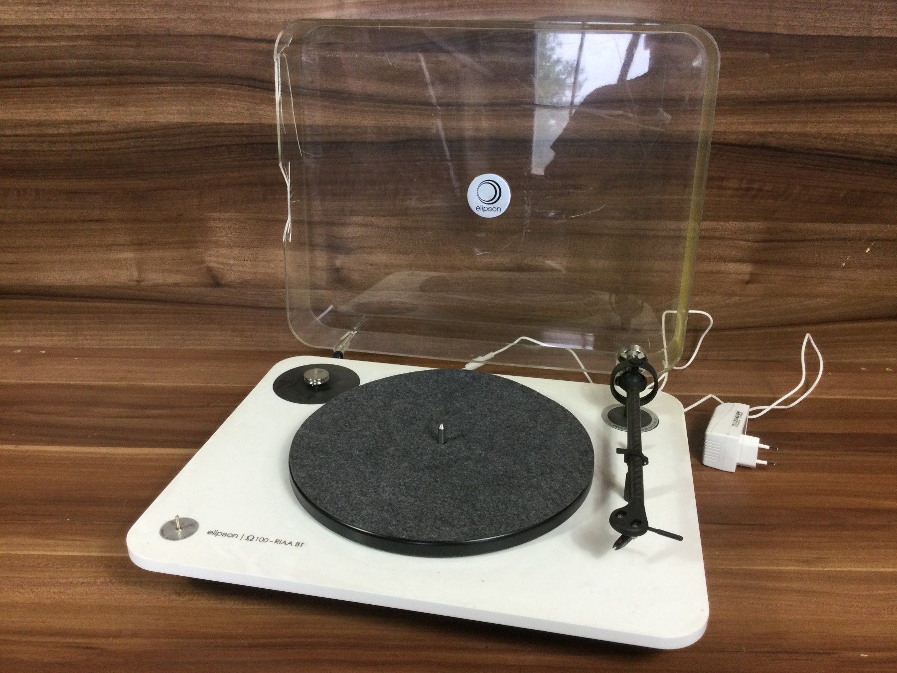 Giradischi: Gebrauchter Schallplatten Elipson Ω 100 - RIAA BT – Difettoso da Wangen SZ venduto da kuriosum12 1