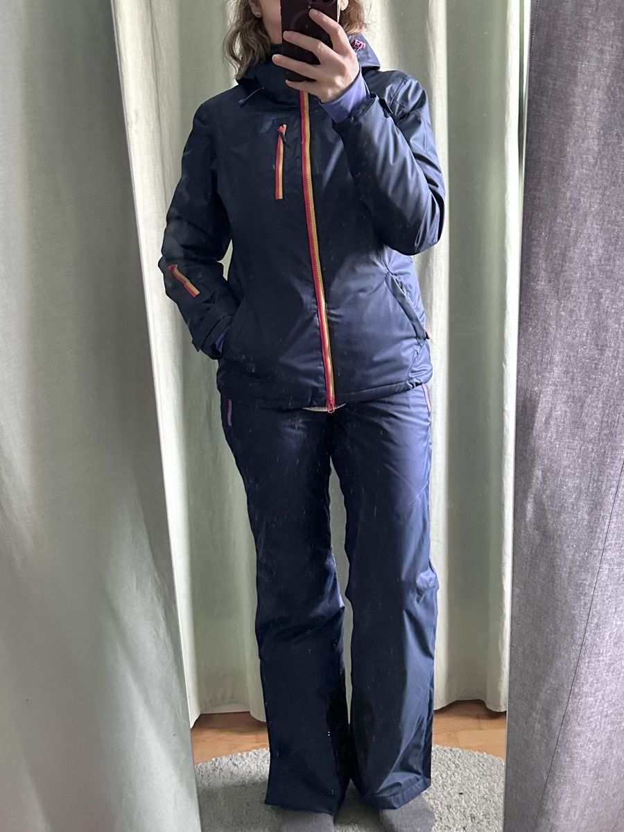 Tchibo Lotti di vestiti: Schneejacke & Schneehose inkl. Fleecepullover – Nuovo (secondo la descrizione) da Uitikon Waldegg venduto da MGC 1
