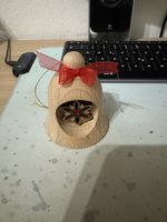 Campana di legno intagliata a mano con fiocco rosso!
