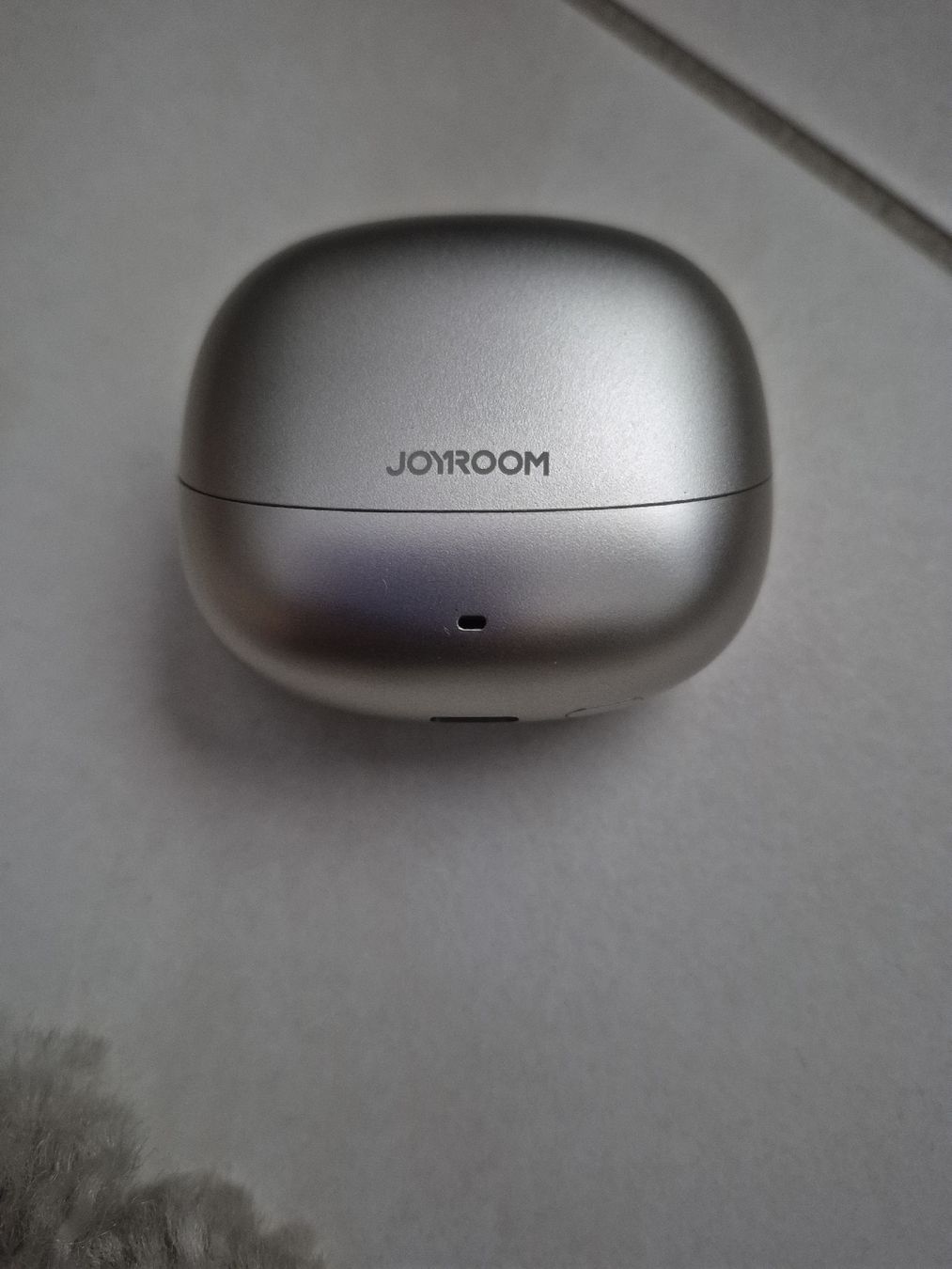 Cuffie: Joyroom Kopfhoerer Silber Ladecase inkl. Kabel neu – Usato da Aesch BL venduto da Moni1211 1