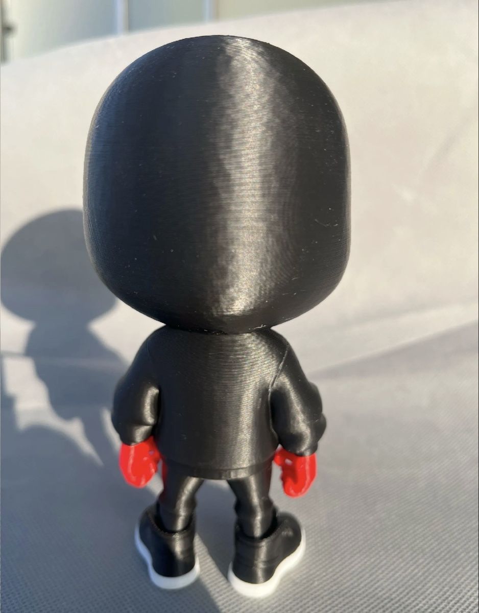 Statuette: Actionfigur Spiderman mit Kapuzenpullover wie neu – Nuovo (secondo la descrizione) da Embrach venduto da Niko_357 2