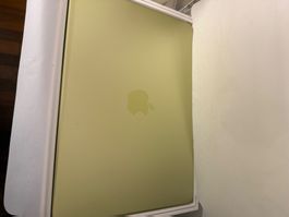 MacBook Neo 13”, A18 Pro, 8 GB RAM, 256 GB SSD in Zitrus.