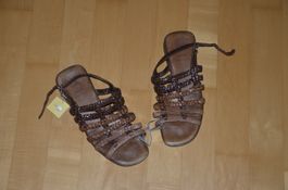 Sandalen, Gr. 39 (Sch133)