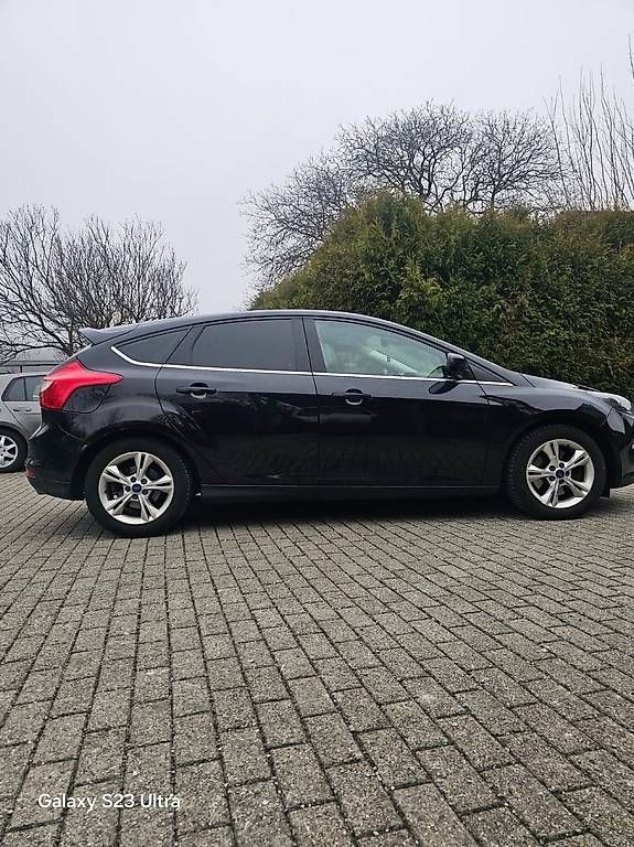 Autos: Ford Focus  1.6 scTi – Gebraucht aus sevelen von 0023 4