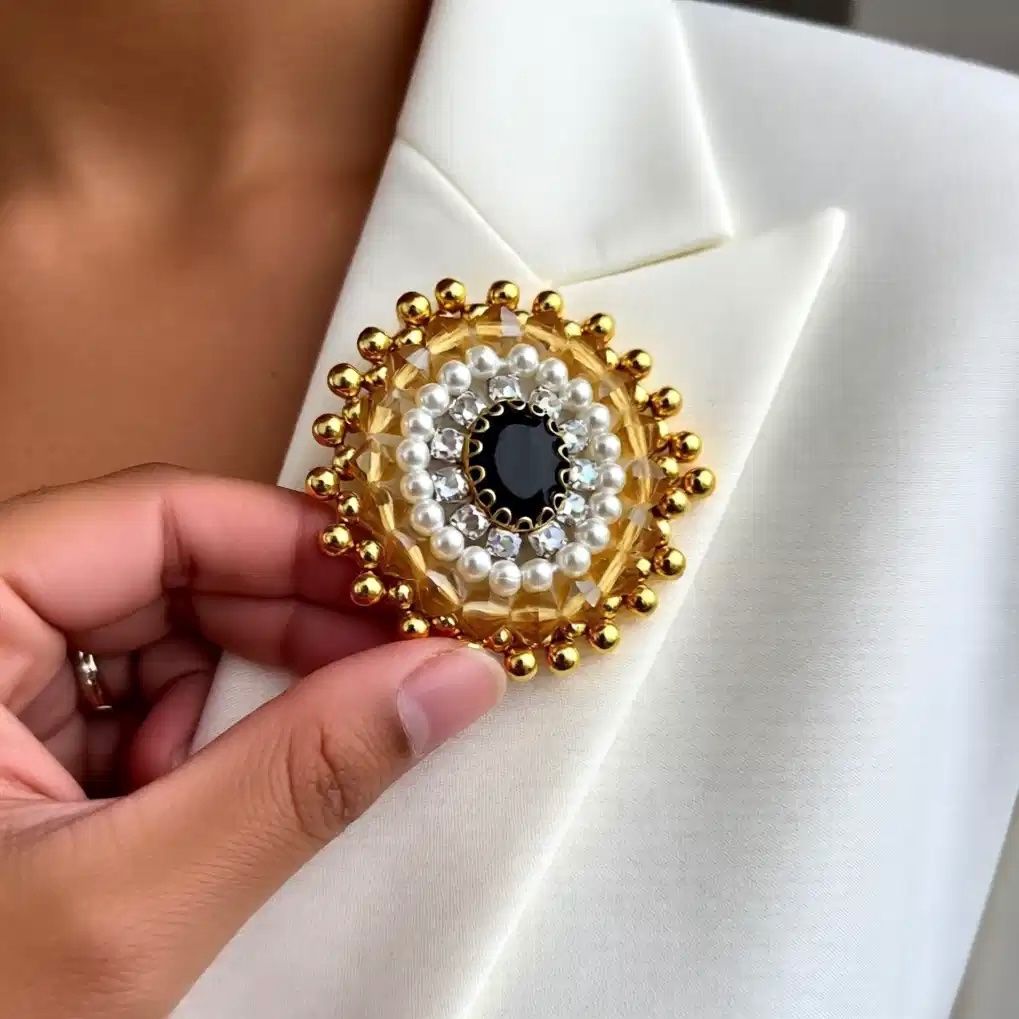 Broches & Aiguilles: Luxus Royal Brosche | Handgemachte Brosche | Brautschmuck – Neuf avec emballage d'origine à Vals par ABA-Atelier 7