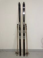 Ski (Nr. 11), Holzski der ca.60er Jahre, fahrbar mit Kanten