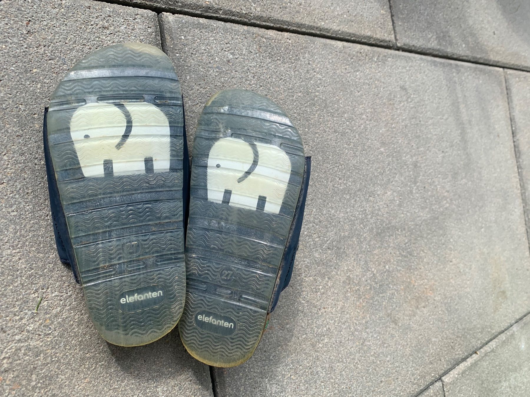 Elefanten Scarpe per ragazzi: Elefanten Kinder-Schlappen, blau, Gr. 27 – Usato da Mollis venduto da wah_p9lr 1