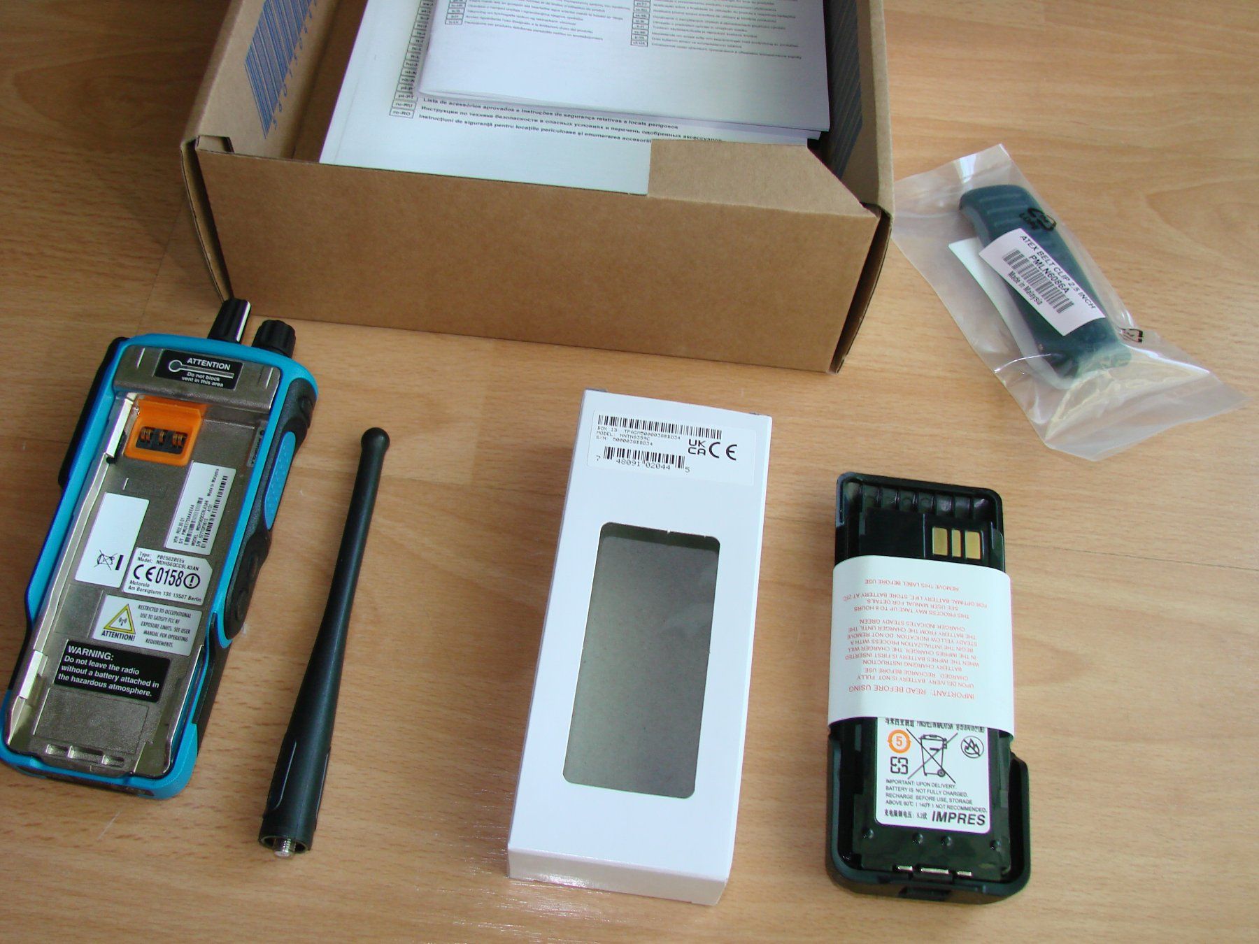 Funktechnik: Motorola DP4401Ex UHF – Gebraucht aus Niederuzwil von Rade 8