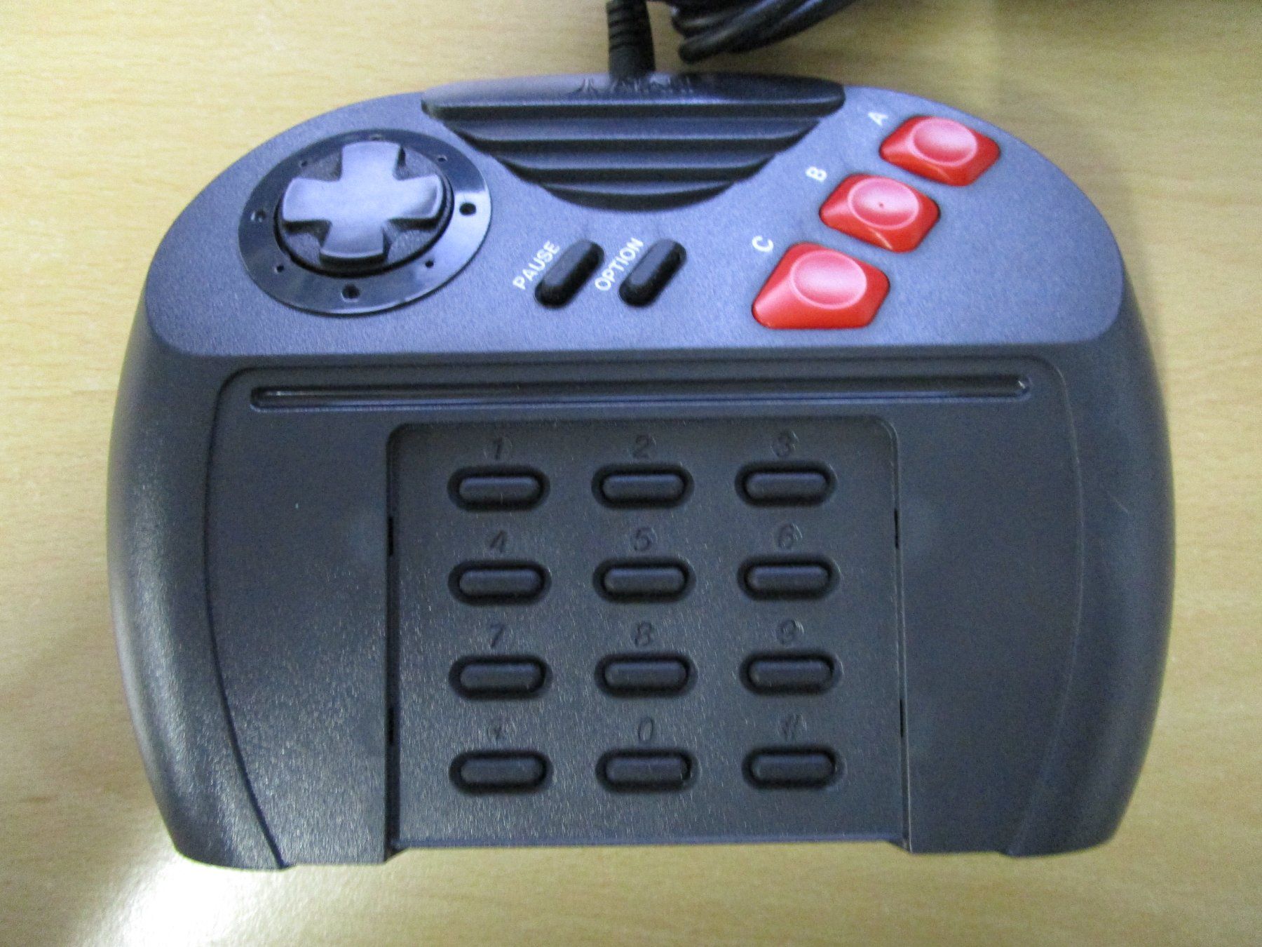 Atari Controller: Controller Atari Jaguar - Neuware - Jopyad AtariJaguar – Nuovo (secondo la descrizione) da Goldau venduto da agestuffer 1