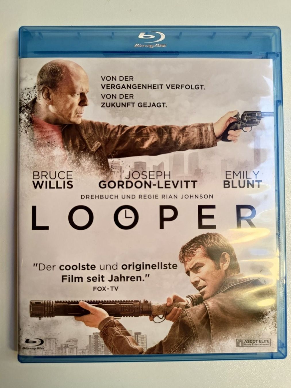Tutti i DVDs: LOOPER – Usato da Liestal venduto da Kratzilla