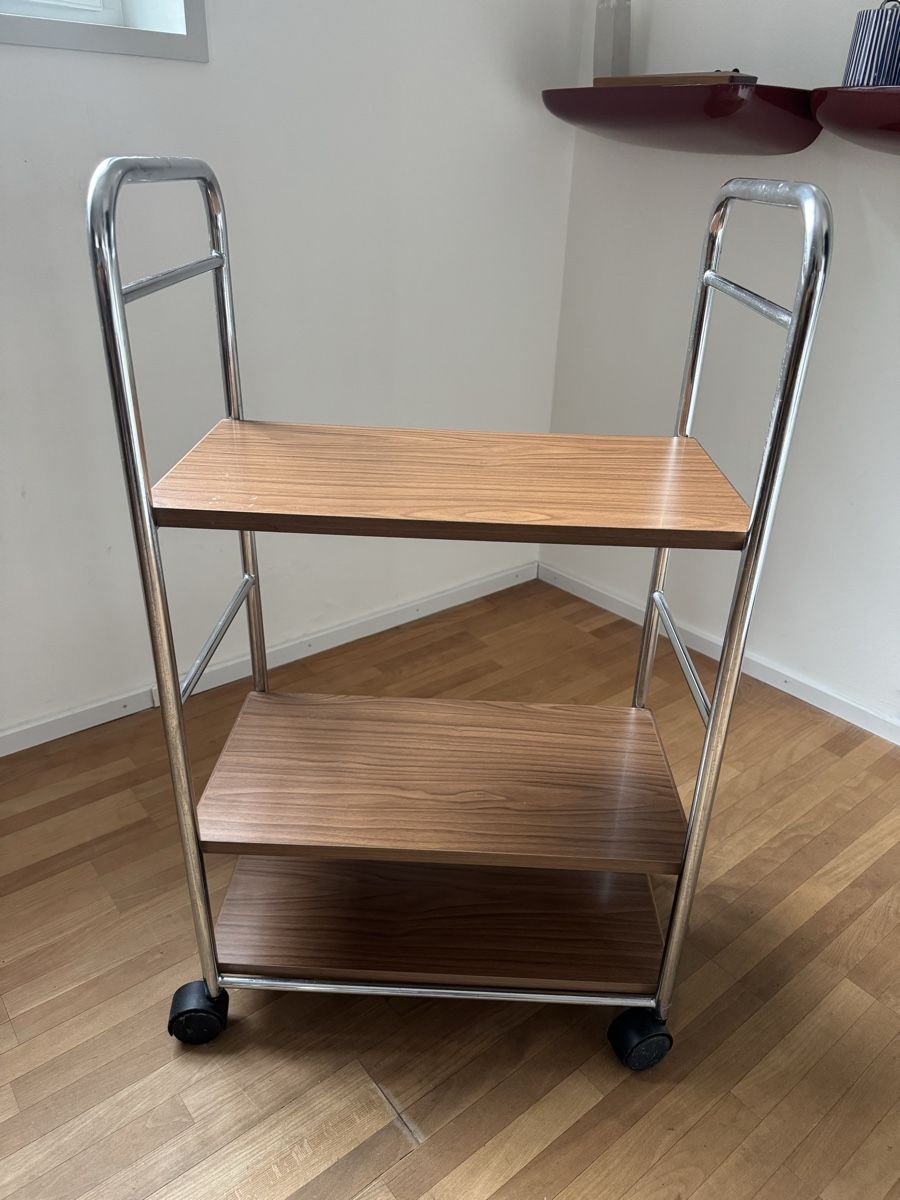 Eléments de bureau: Serving Trolley – D'occasion à Basel par chuckjr 1