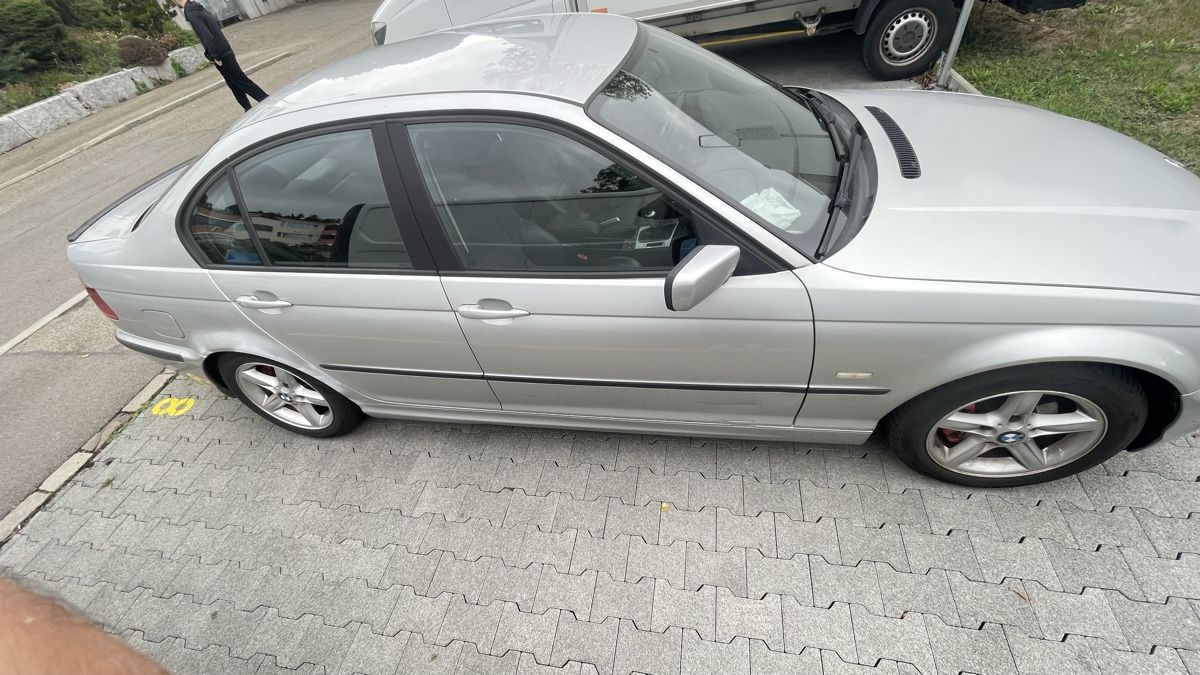 BMW Autos: BMW 320d e46 – D'occasion à Zürich par reh16 1
