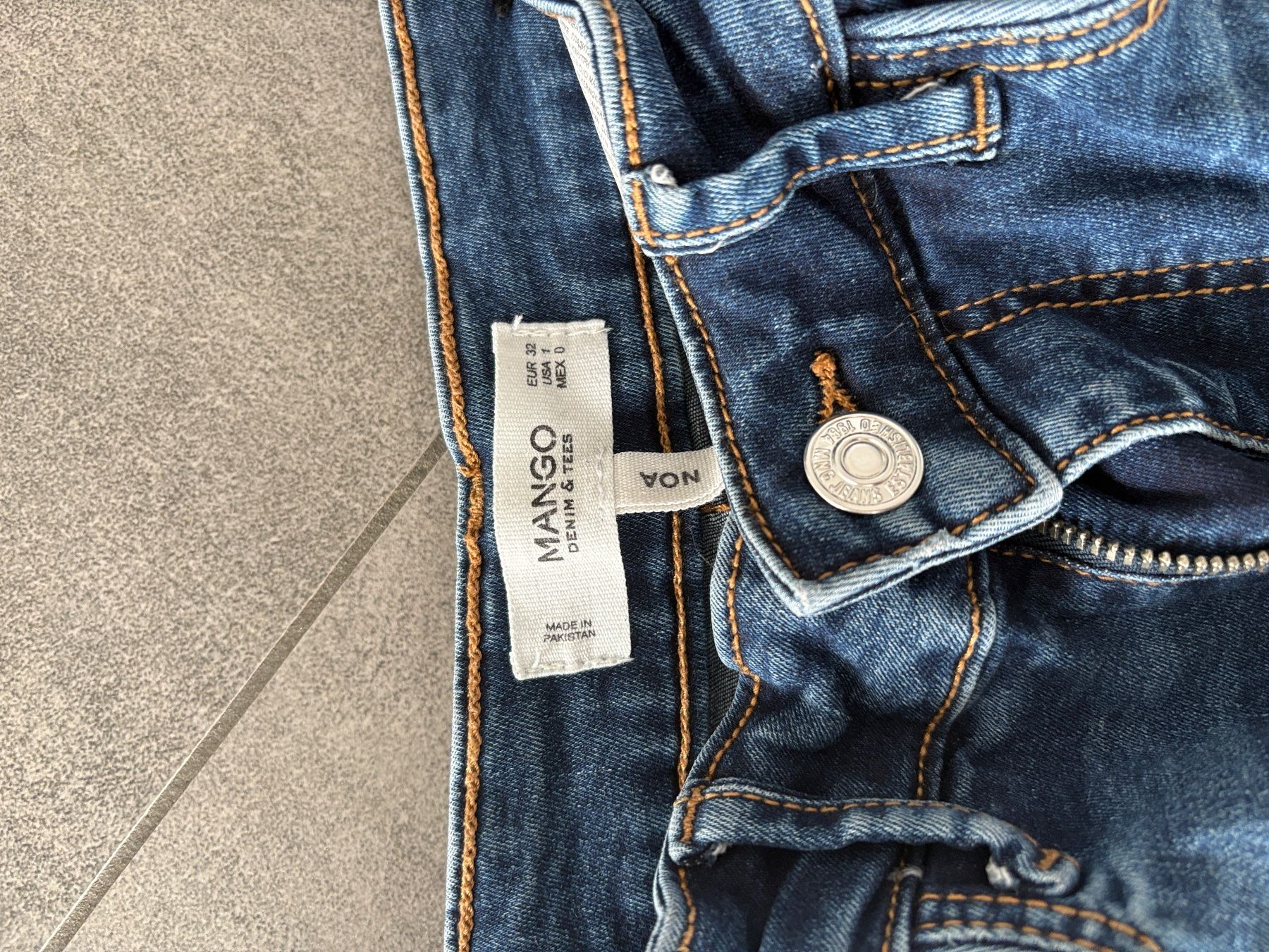 Mango Pantalons: Jeans Mango – D'occasion à Cademario par princy2 1