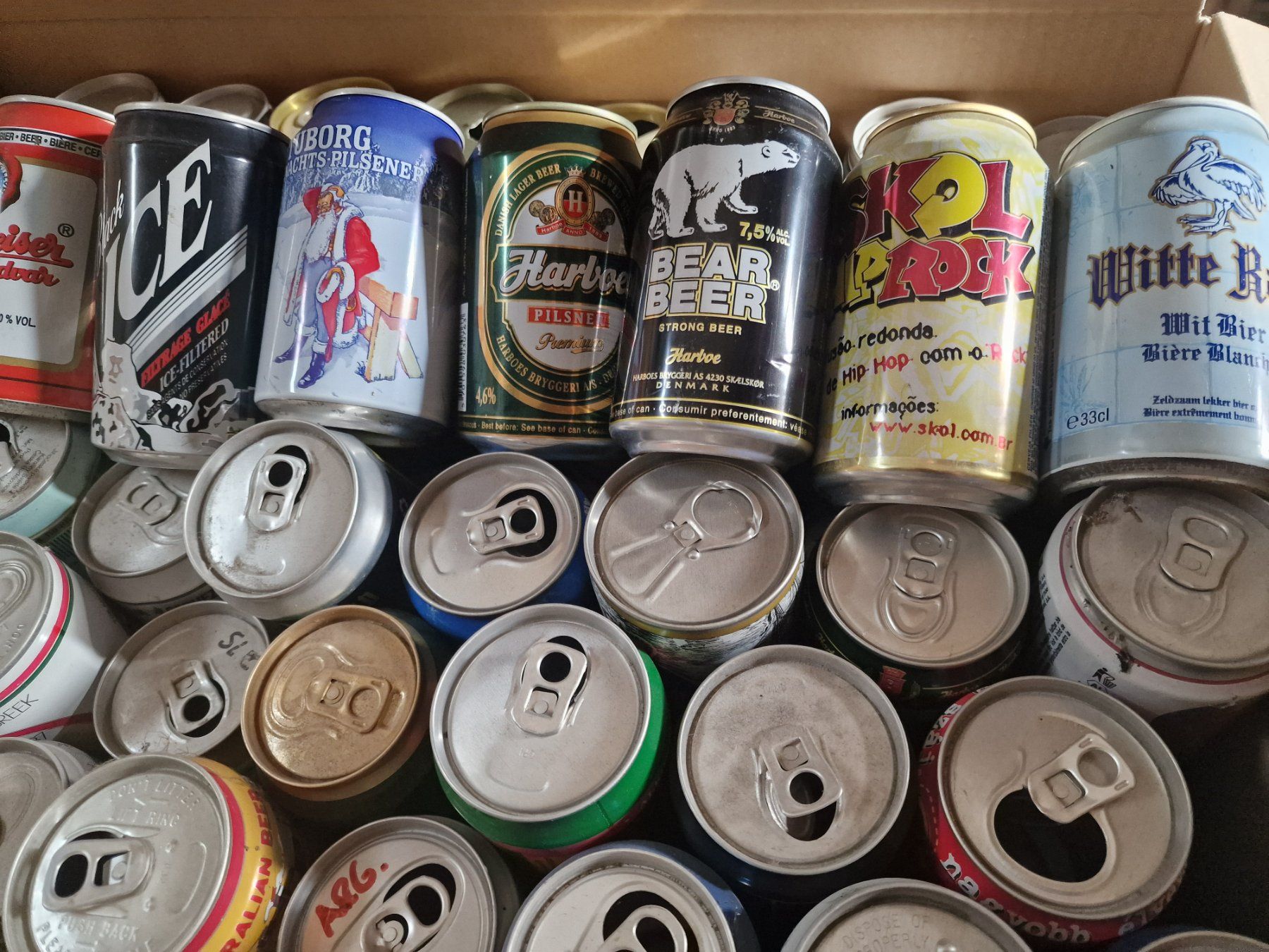 Bevande alcoliche: 156 canettes de bière 330-350ml – Usato da Delémont venduto da youhoucans 1
