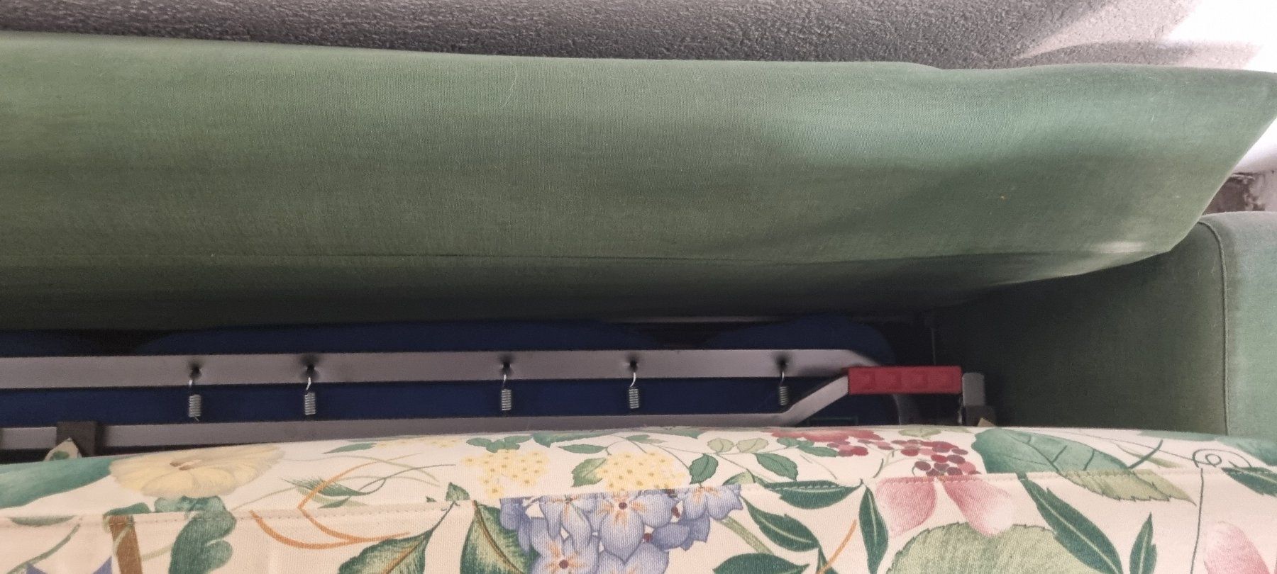 Divani: Bettsofa Schlafsofa mit Metall Klappmechanismus – Usato da Bern venduto da ros_v7ry 4