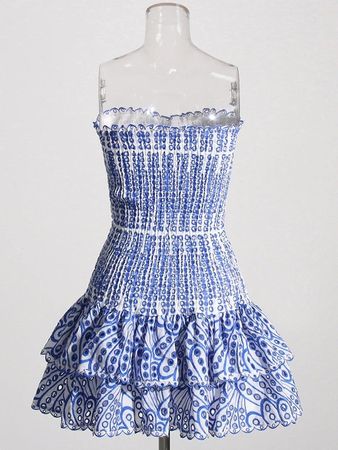 📌 NEU Kleid mit geschichtetem Saum und sexy Ausschnitt