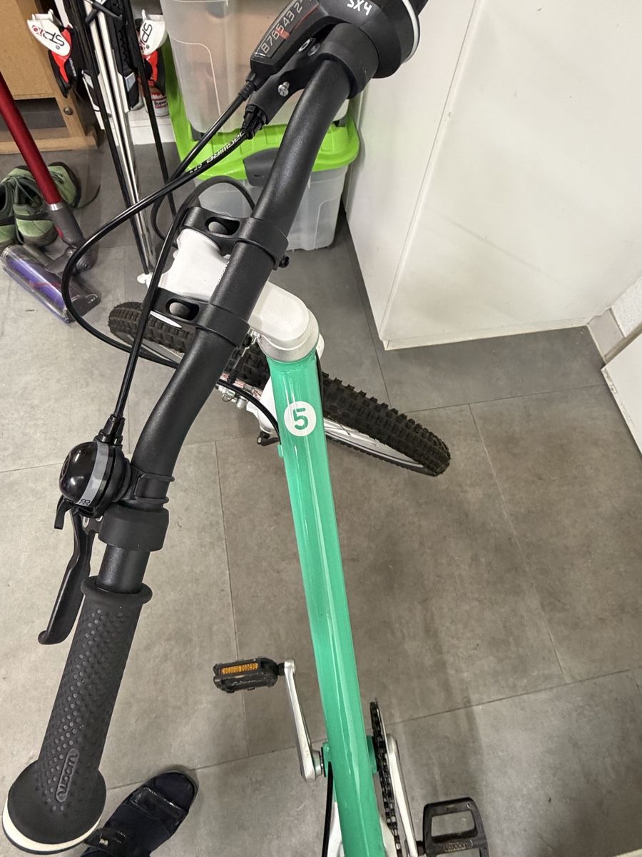 Woom Velos: Kinderfahrrad Woom 5 – Neu (gemäss Beschreibung) aus Zürich von Ruziple 2