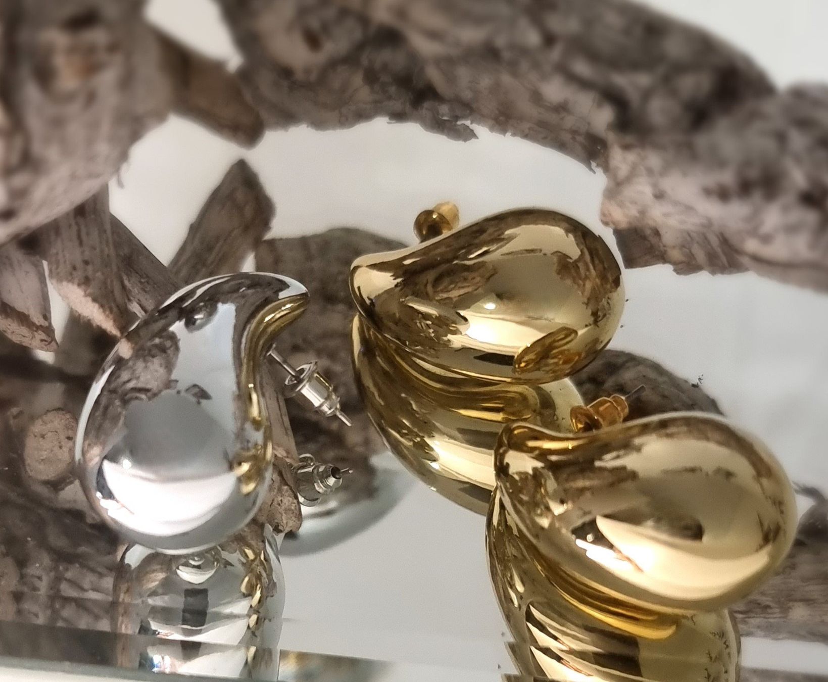 Boucles d'oreille: Ohrstecker Tropfenform Silbrig – Neuf avec emballage d'origine à Dietikon par vithya88 3