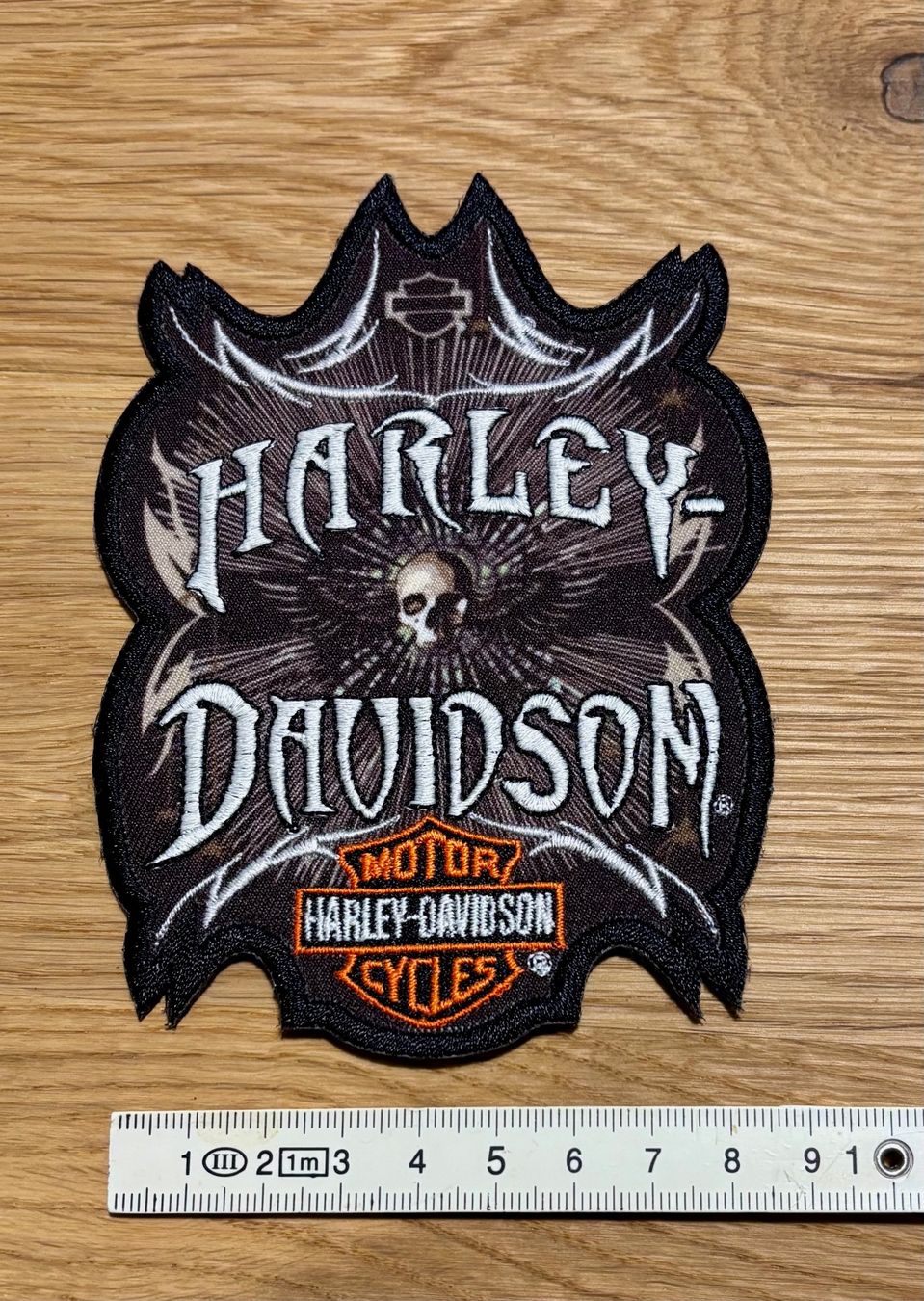Harley-Davidson Toppe: Écusson Harley-Davidson skull – Usato da Losone venduto da courrier 1
