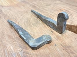 2 antike Fenster Kloben / Fang Haken, Eisen (LOT2168#FBS2)