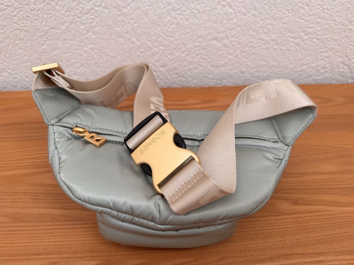 Bogner Borse: Bogner Gürteltasche Minze Neu – Nuovo (secondo la descrizione) da Zollikerberg venduto da agasha 6