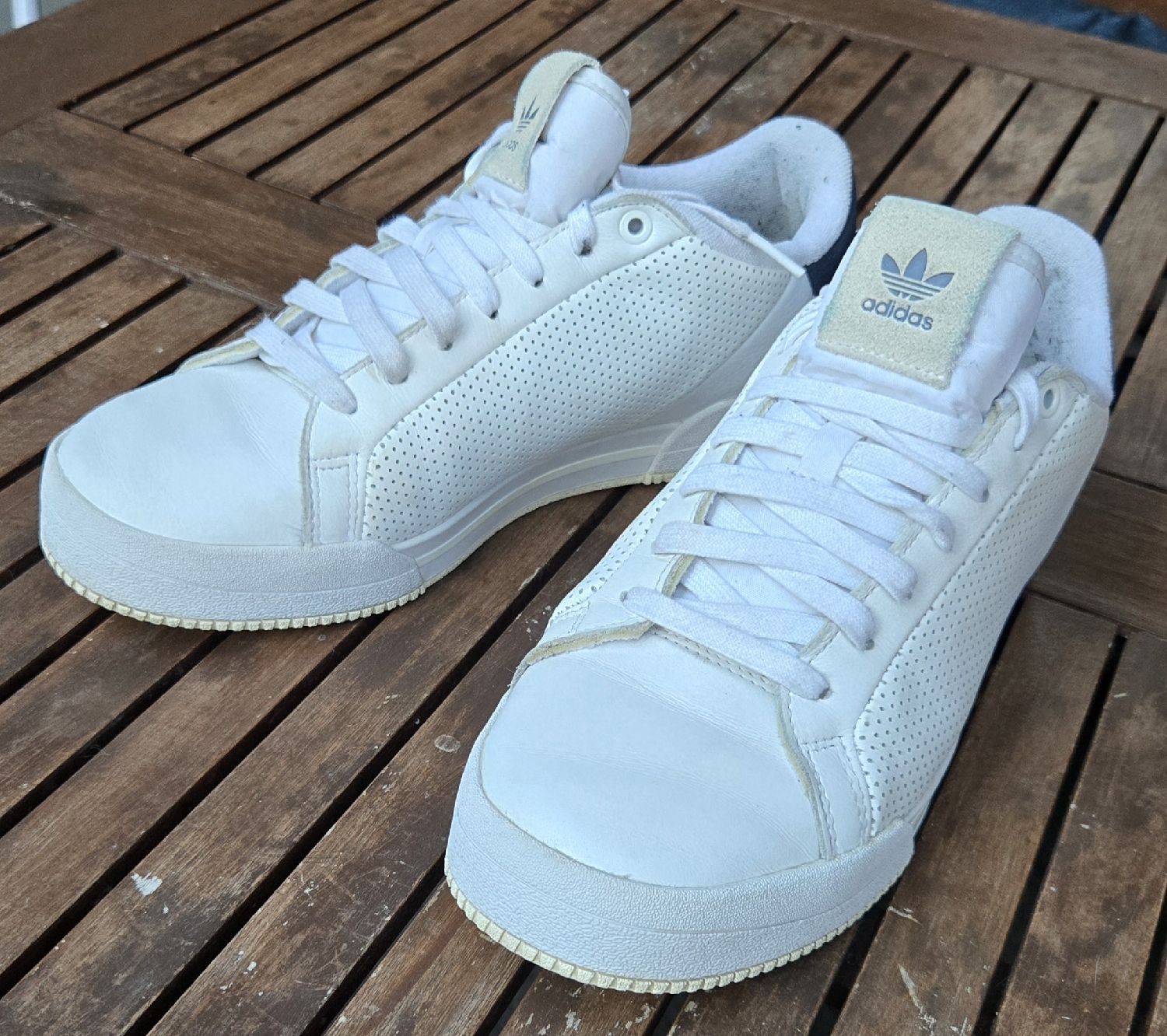 Adidas Scarpe da uomo: ADIDAS Casual Schuh Gr. 44 – Nuovo (secondo la descrizione) da Zürich venduto da Samba77 1