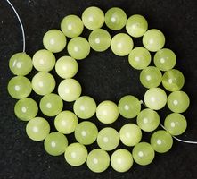 1 Strang echte natürliche hellgrüne Gips Perlen 10 mm
