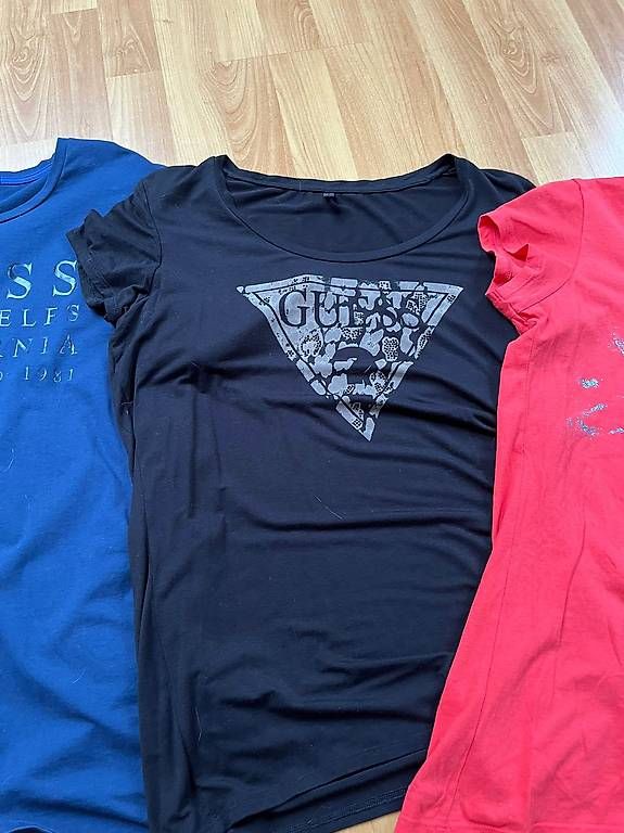 Lotti di vestiti: 4x guess pullover und t-shirts – Usato da Mörschwil venduto da nvcmi 3