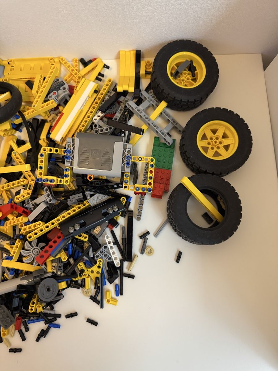 Lego Giocattoli: Lego Technik Konvoult – Usato da Langnau i. E. venduto da nic_dh5j 3