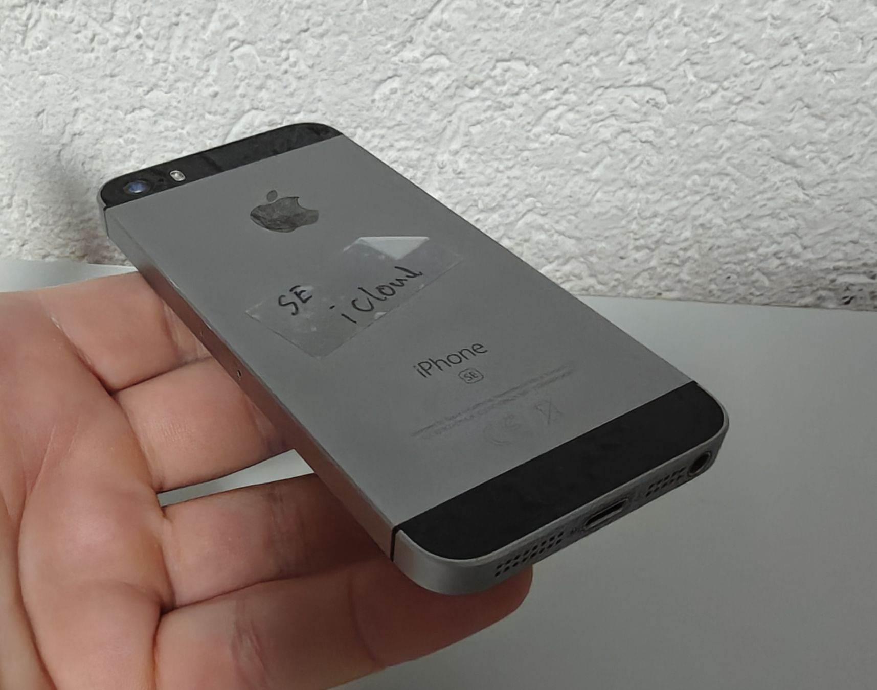 Apple Telefoni cellulari / Smartphones: iPhone SE – Difettoso da Ehrendingen venduto da Rocky985 2