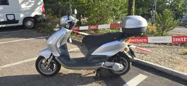 Piaggio Fly 50