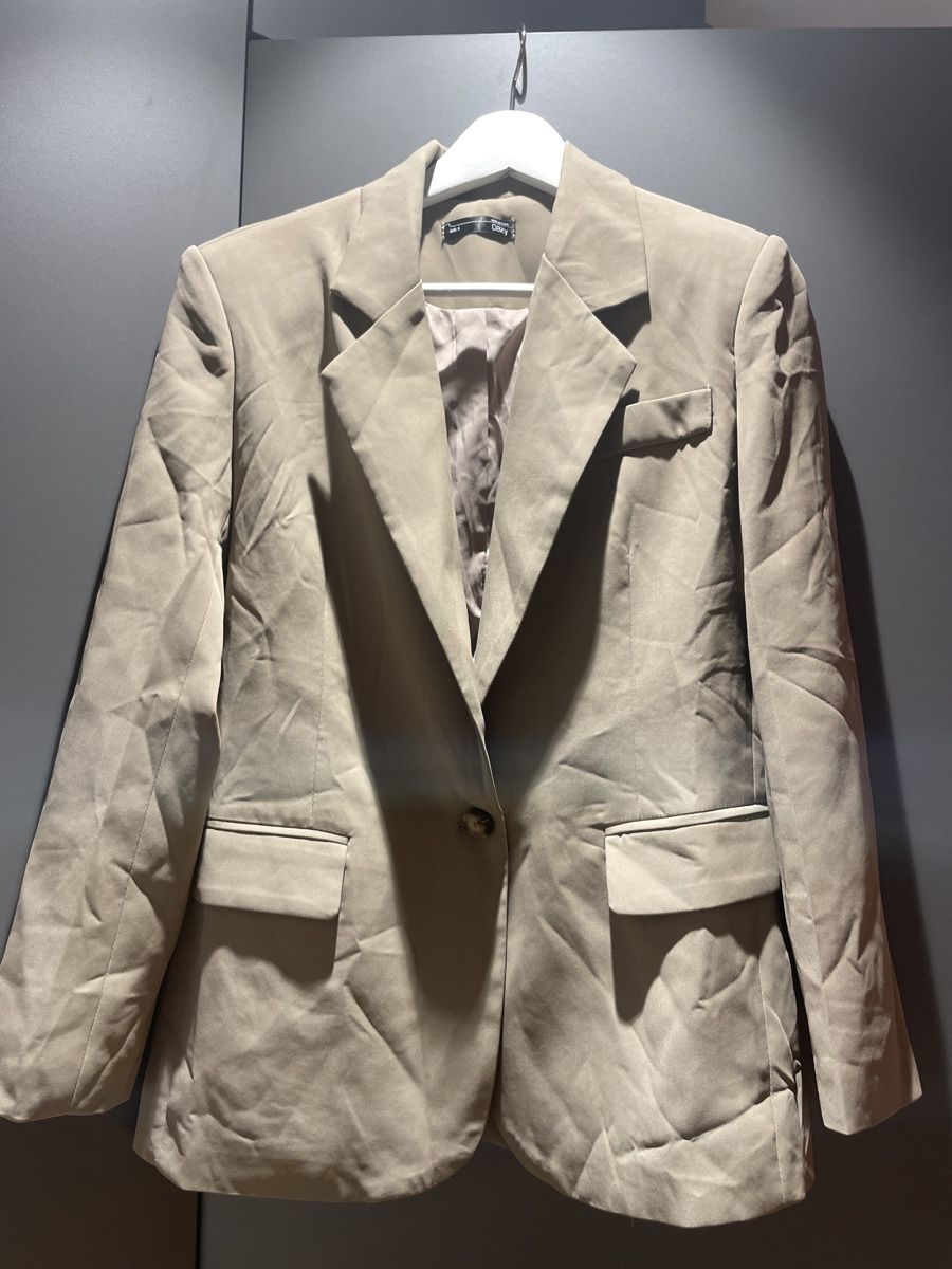 Shein Giacche: Blazer in khaki, Gr. S – Nuovo (secondo la descrizione) da Arbon venduto da llaauraa 1