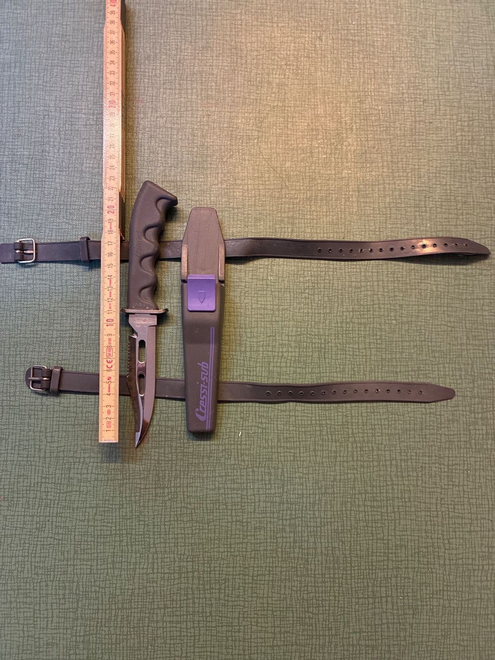 Altro per Immersioni: Taucher Messer Cressi Scout mit Scheide – Usato da Zürich venduto da sweschwa