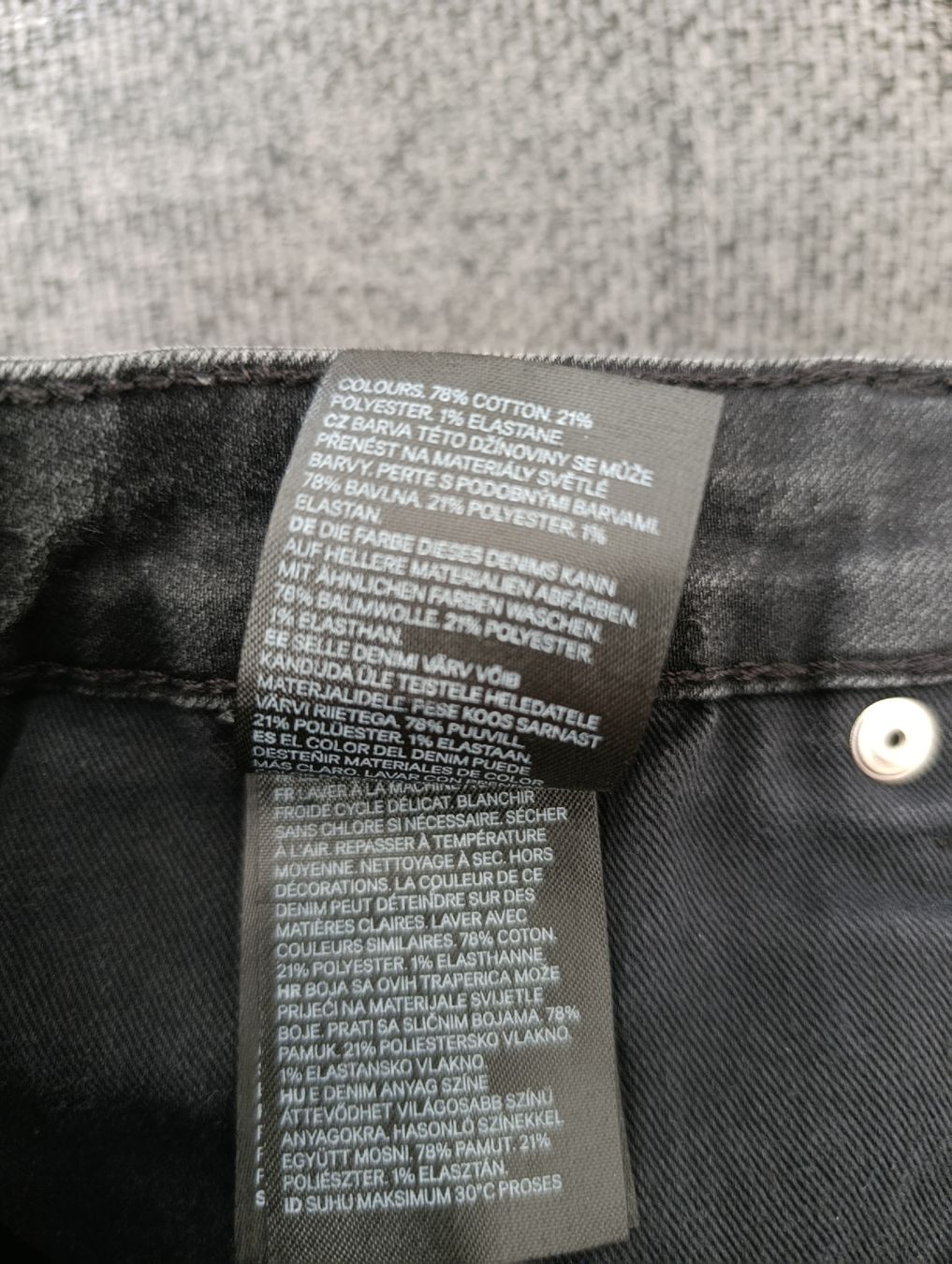 H&M Pantaloni: SHORT H&M GRIS FONCÉ 36 – Usato da Sierre venduto da shirley04 6