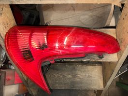 Gehäuse Rücklicht #11 Peugeot 206 04-07-03