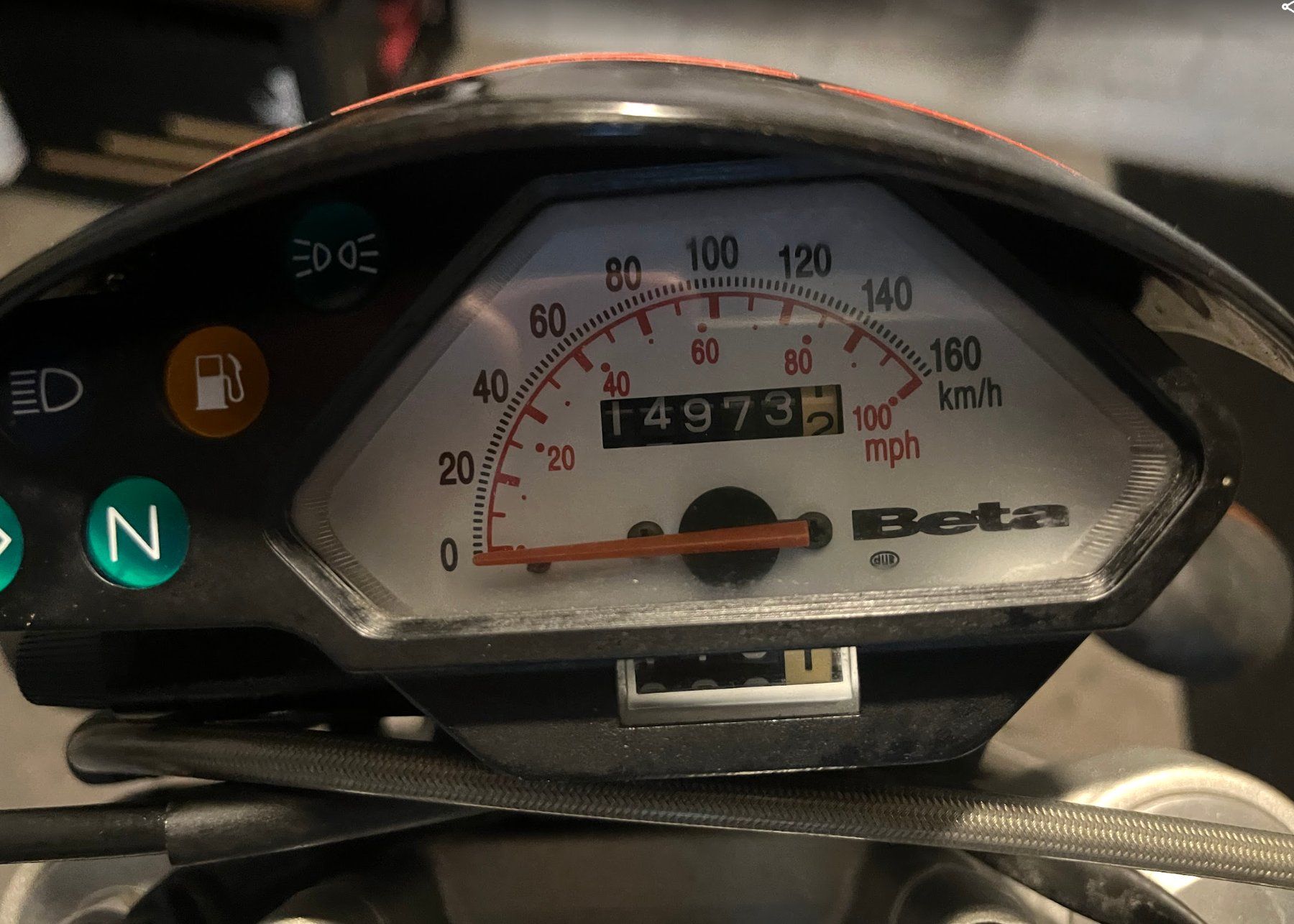 Beta Strasse: Beta Motard 4.0, Bastler.- oder Winterprojekt – Defekt aus Aarau von T.vB 4