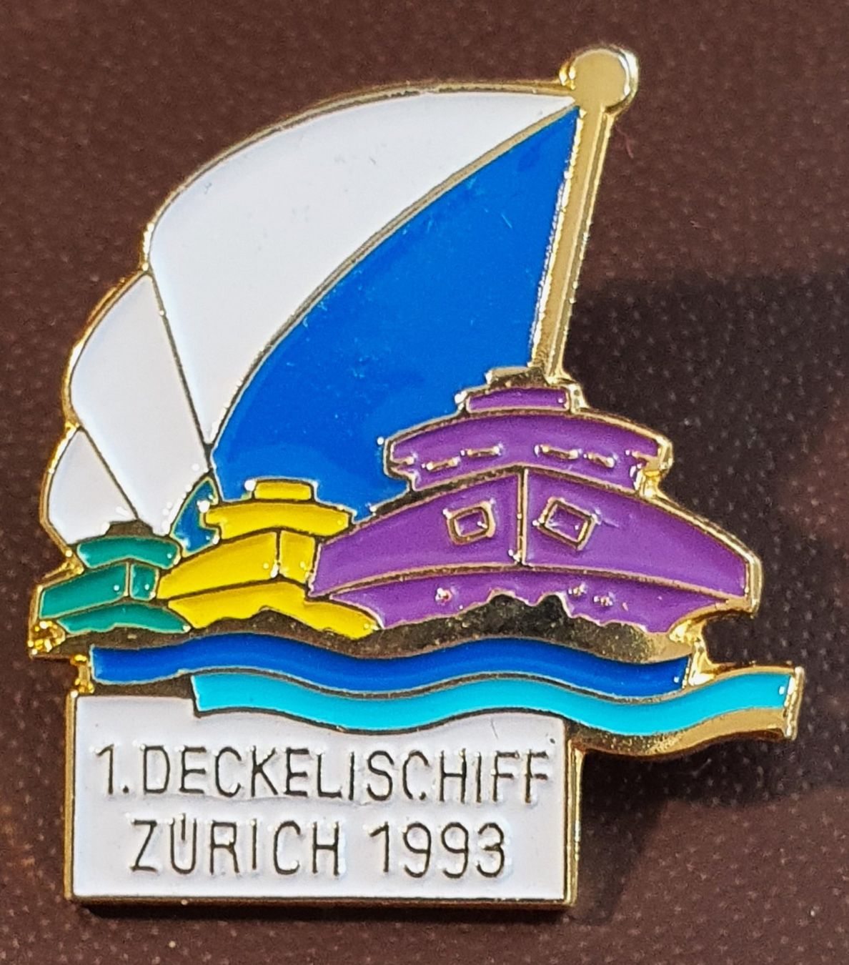 Plaketten & Abzeichen: S024 - Pin 1. Deckelischiff Zürich 1993 – Gebraucht aus Reinach BL von Boston-Verkauf
