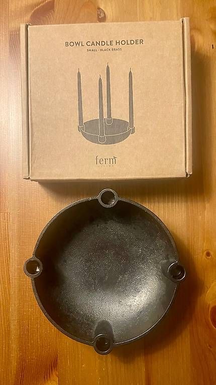 Portacandele: Bowl Candle Holder small Black Brass – Nuovo e nell'imballaggio originale da Gümligen venduto da VIN-TAGE-ZONE
