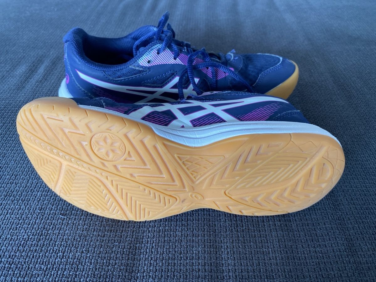 Asics Scarpe per ragazzi: Asics Hallenschuhe – Usato da Oberdiessbach venduto da Magalli 1